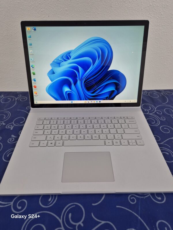 Microsoft Surface Book 2 (15″) Core i7, 8th Gen Display 15